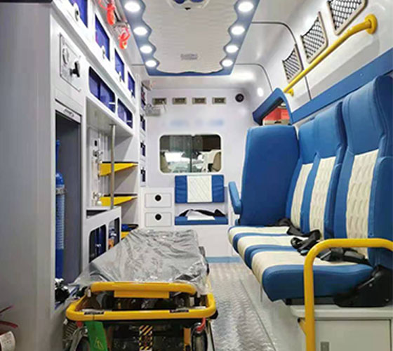 萨嘎县车辆内部展示