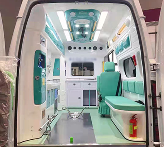 萨嘎县车辆内部展示